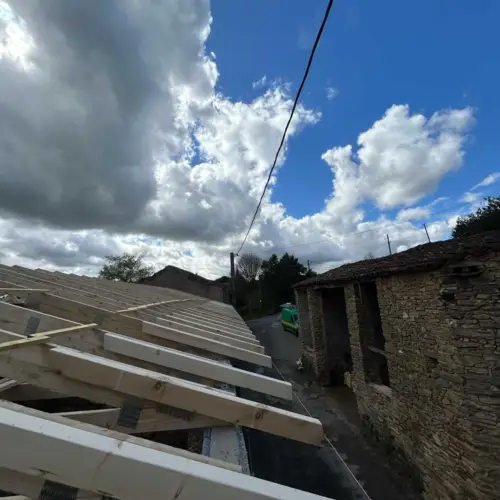 Rénovation de charpente en bois près de Castres