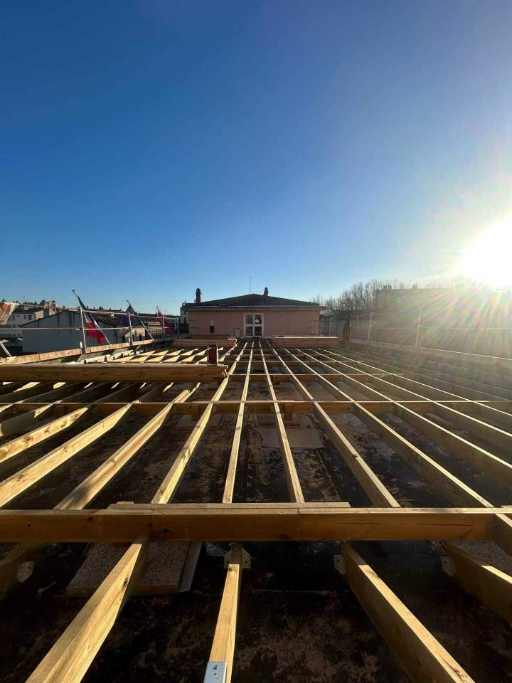 Installation de terrasse extérieur près de Castres