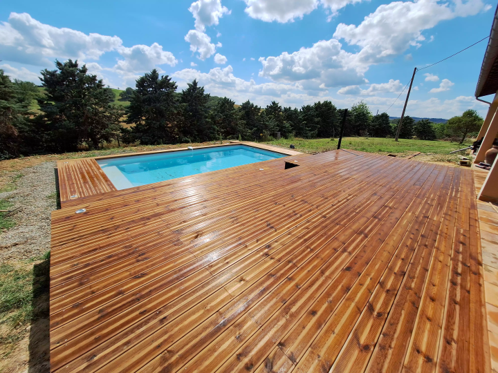Terrasse pour piscine près de Castres