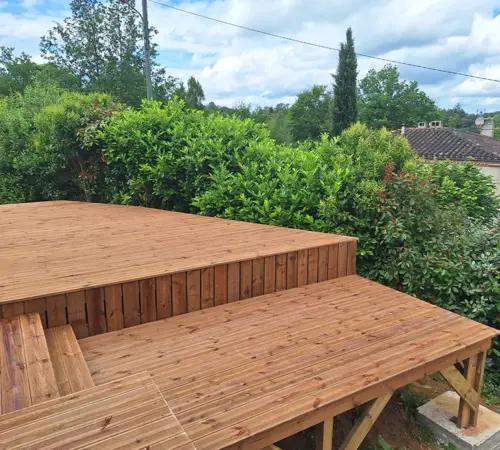 Pose de terrasse près de Castres