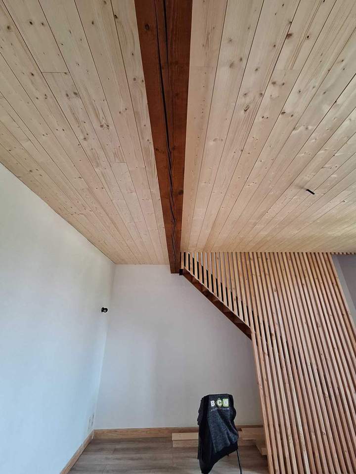 Aménagement intérieur en bois près de Castres 