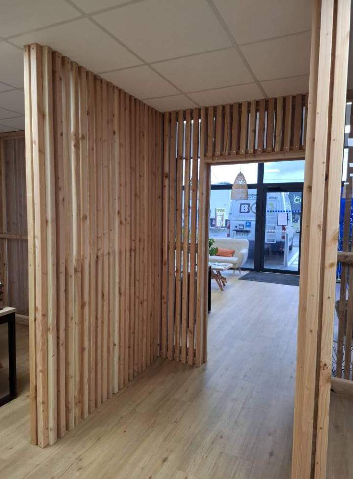 Aménagement intérieur en bois près de Castres