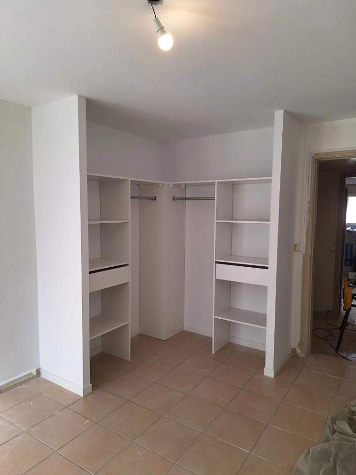 Pose de dressing près de Castres